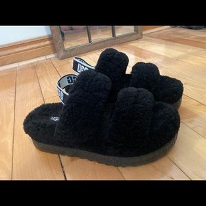 UGG Oh Fluffita Slippers Black Size 9
